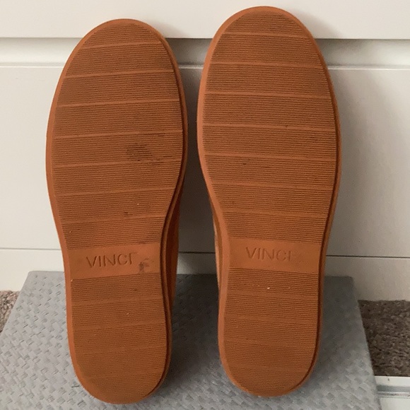 VINCE Burnt Copper Suede Sneaker, size 10 - Picture 4 of 4